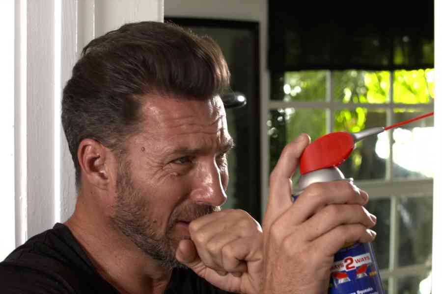 ASOTV Renewable Lubricants 60 FINAL 00 00 19 10 Still001